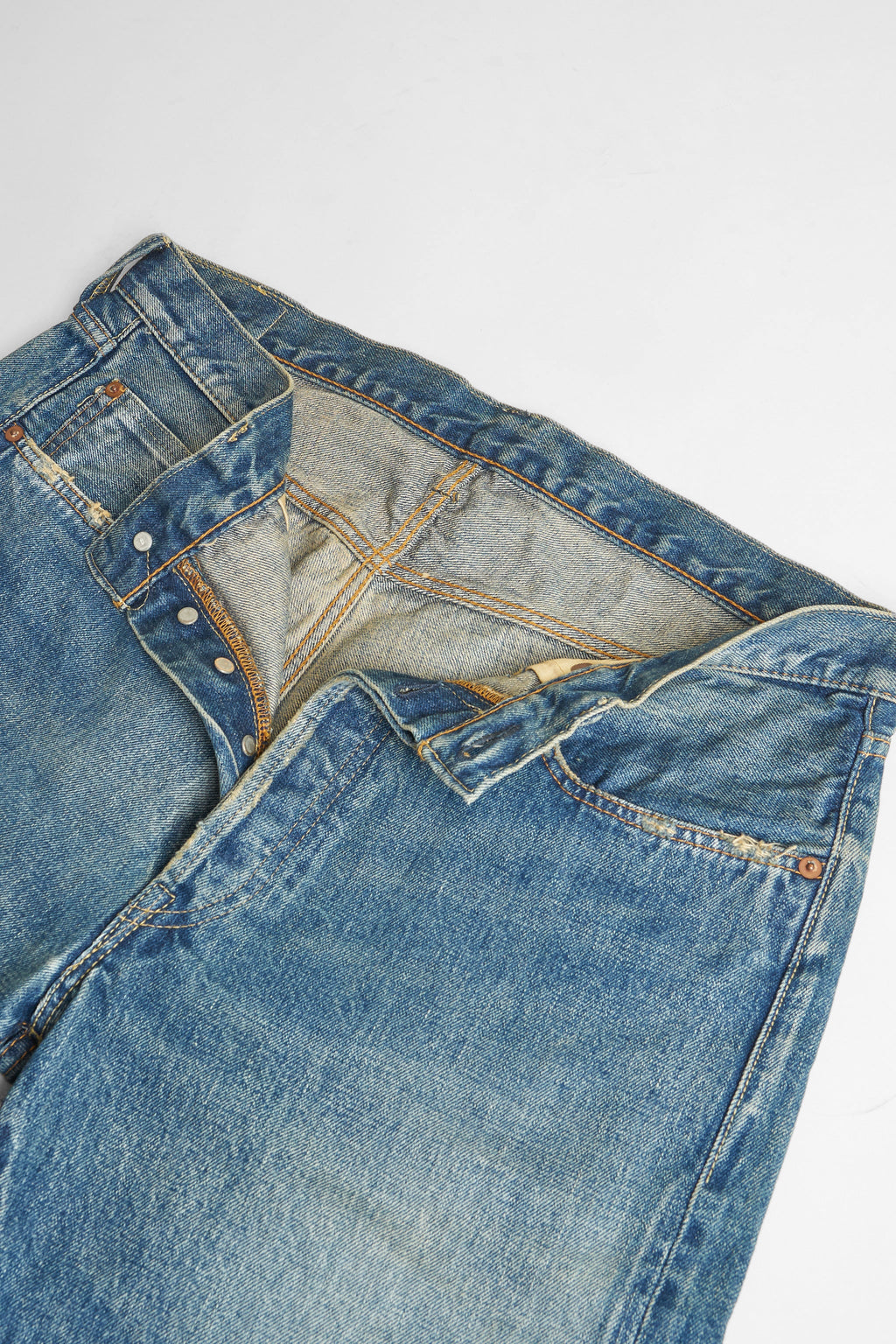 1984cv - 13oz 'Classic Vintage' Washed High Tapered Selvedge Denim